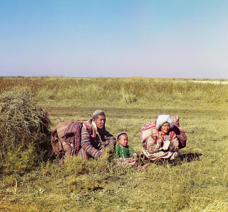 یک خانواده قزاق  -سرگئی پروکودین